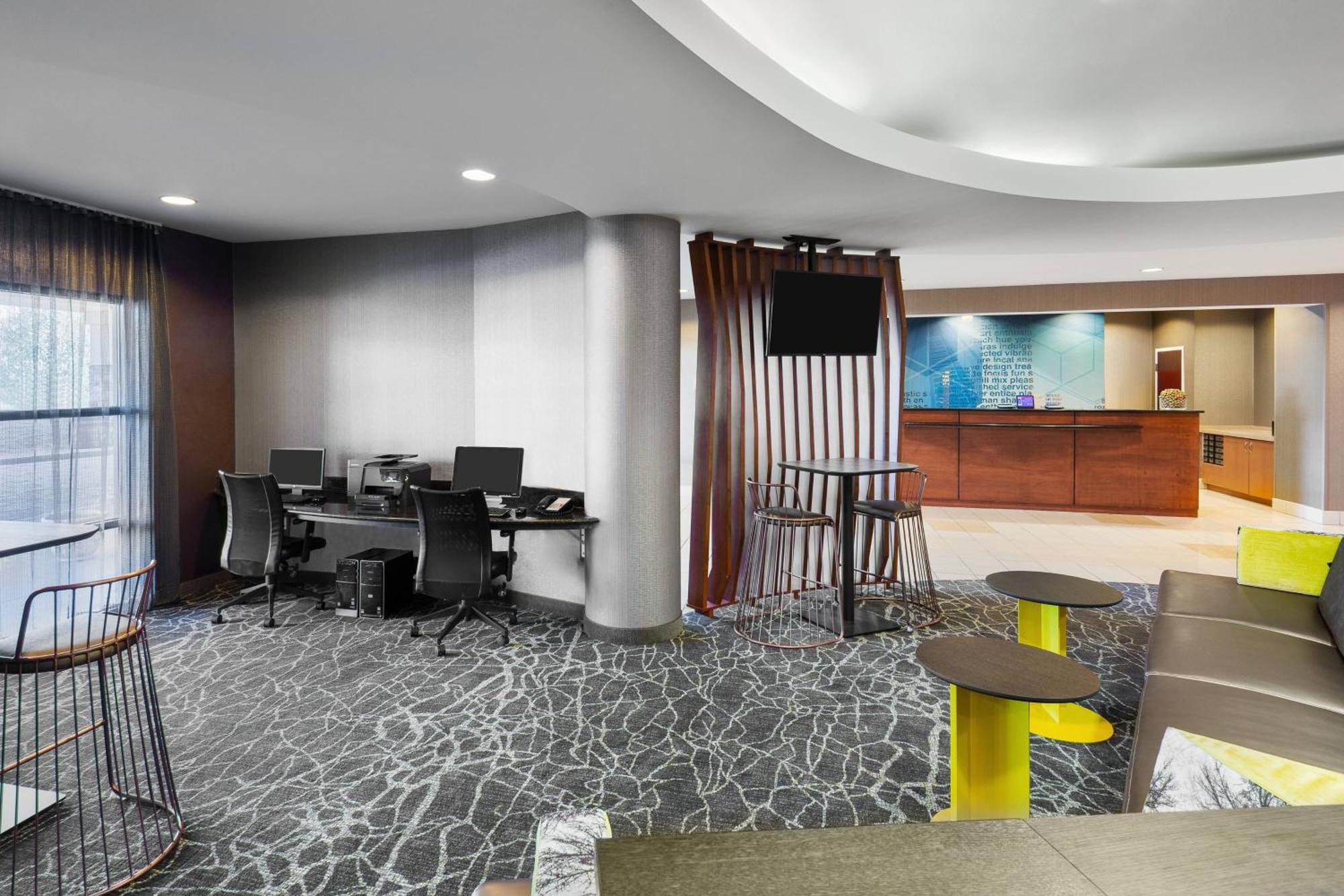 Springhill Suites By Marriott Wheeling Triadelphia Area Exterior foto