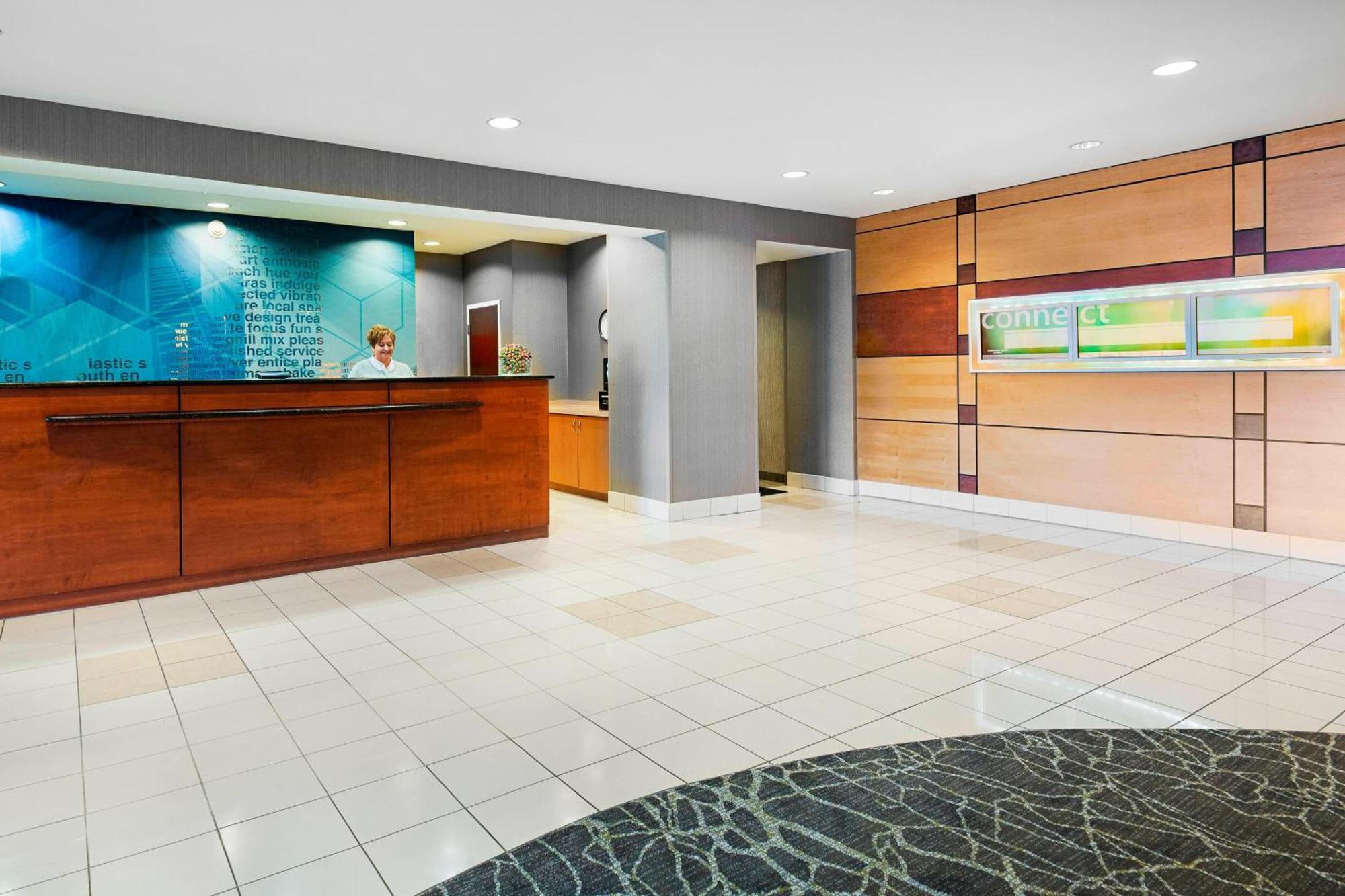 Springhill Suites By Marriott Wheeling Triadelphia Area Exterior foto