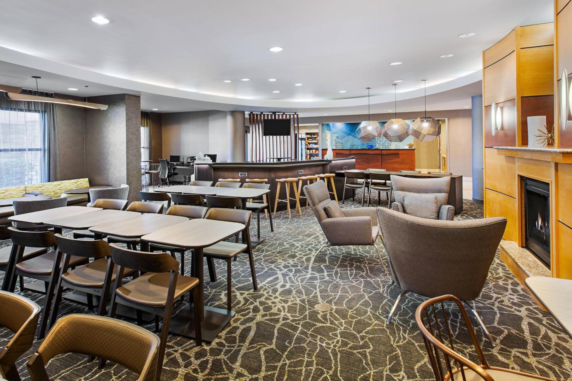 Springhill Suites By Marriott Wheeling Triadelphia Area Exterior foto