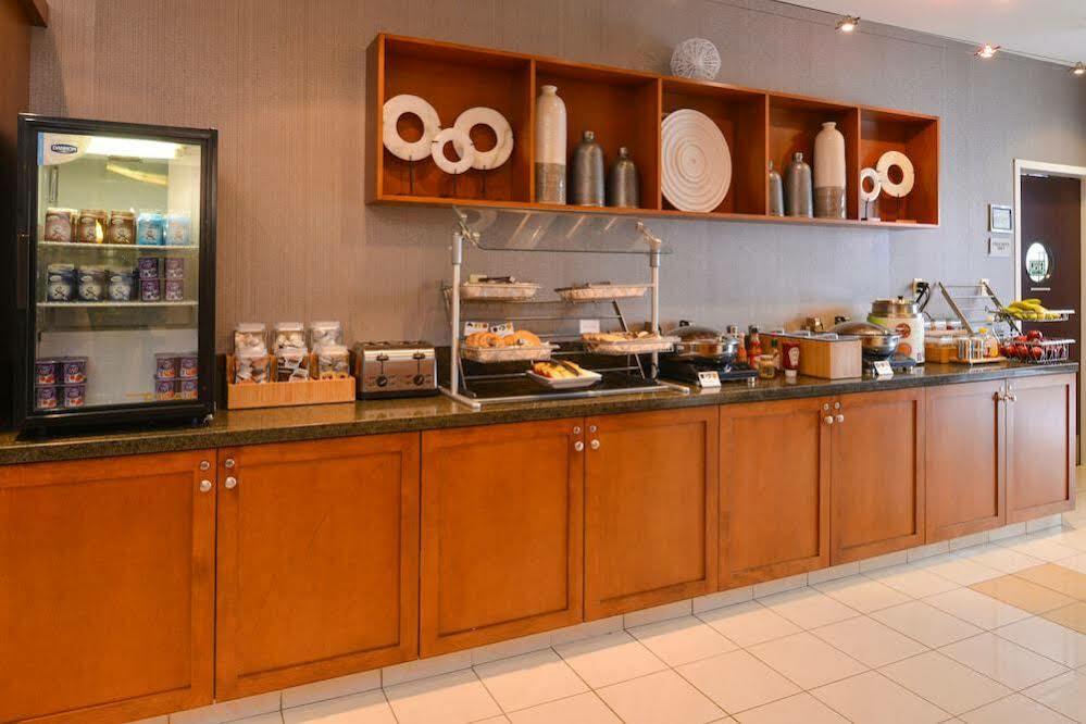 Springhill Suites By Marriott Wheeling Triadelphia Area Exterior foto
